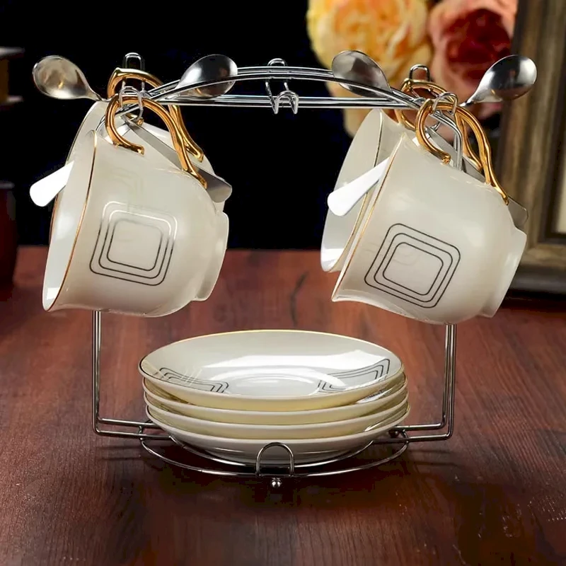 Porta-xícara: Organização e Charme para Sua Cozinha
