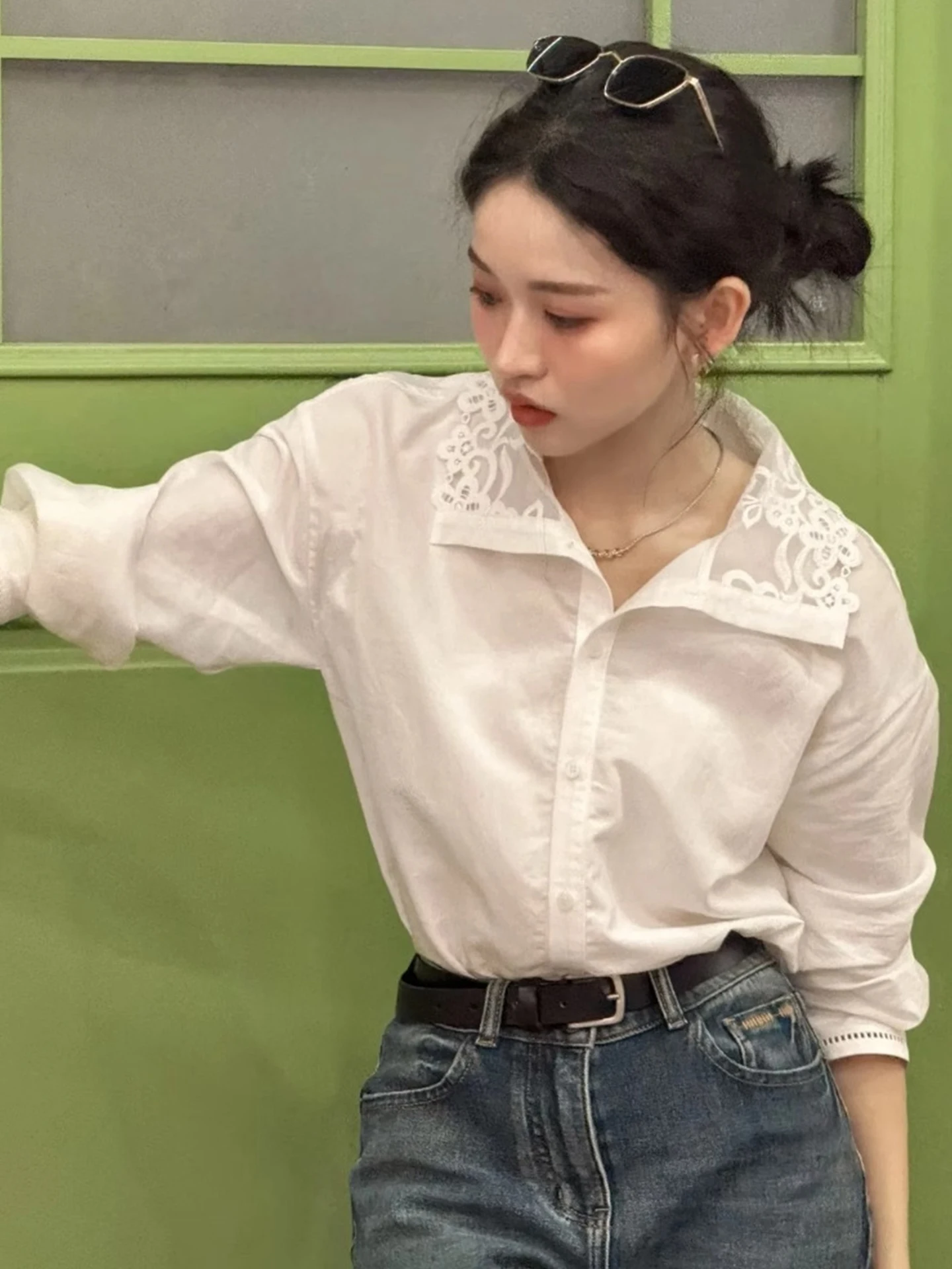 

Женская блузка Ele с кружевными вставками и длинными рукавами, модная, для офиса, в корейском стиле, прямого кроя, шелковая, для осени