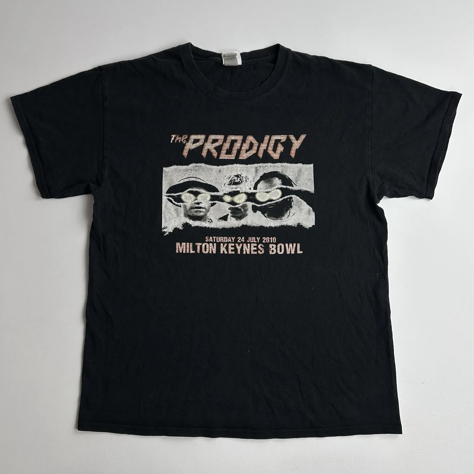 تي شيرت Prodigy 2010 "Invaders Must Die" مقاس S أسود باهت مستوحى من الطراز القديم