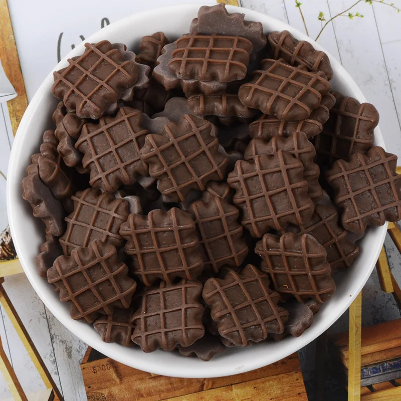 20pcs Simulation Chocolates Cookie Resin Fake Cake Model Dessert Shop Window Display Props Kids Toys DIY Making Crafts Accessory