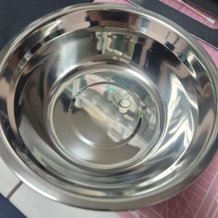 WORTHBUY Round Fruit Salad Bowl 304 Stainless Steel Kneading Bowl Large Capacity Cooking Baking Mixing Bowls Kitchen Tableware ﻿ photo review
