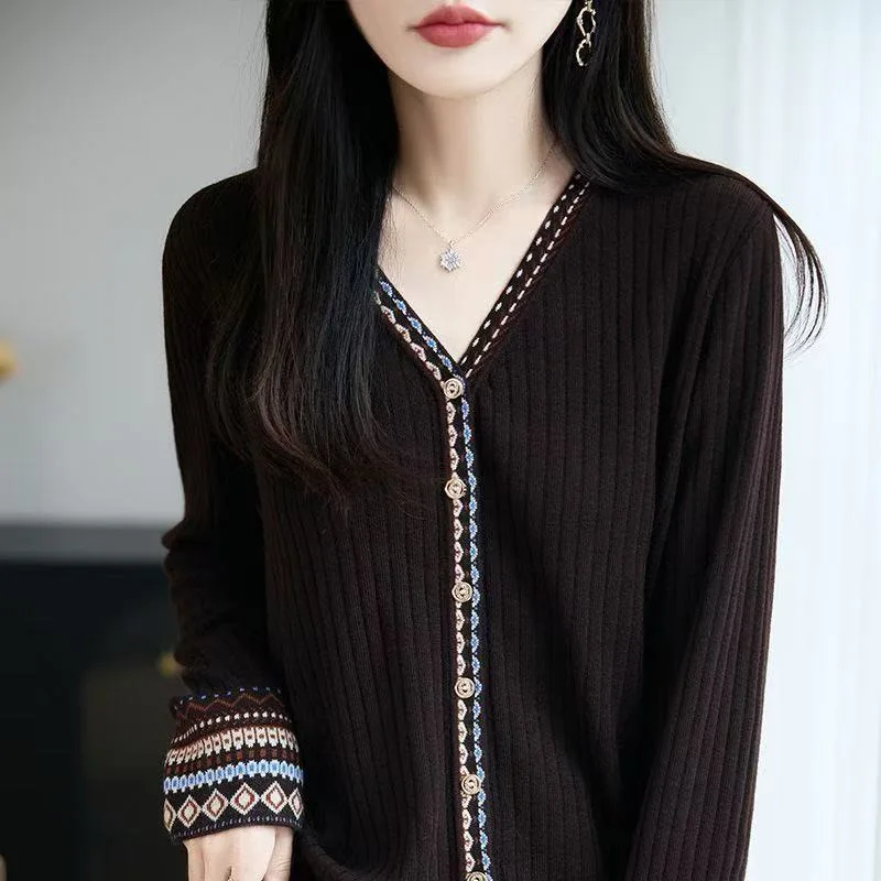 جديد طويل الأكمام محبوك سترة المرأة بالأزرار عادية الخامس الرقبة متماسكة سترة سترة المرأة بلايز Sueter Feminino تريكو Q1639 #5