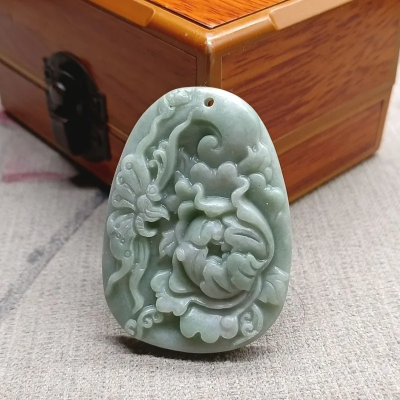 قلادة من اليشم على شكل فراشة الزمرد الطبيعية من قويتشو، مناسبة لكل من الرجال والنساء #2