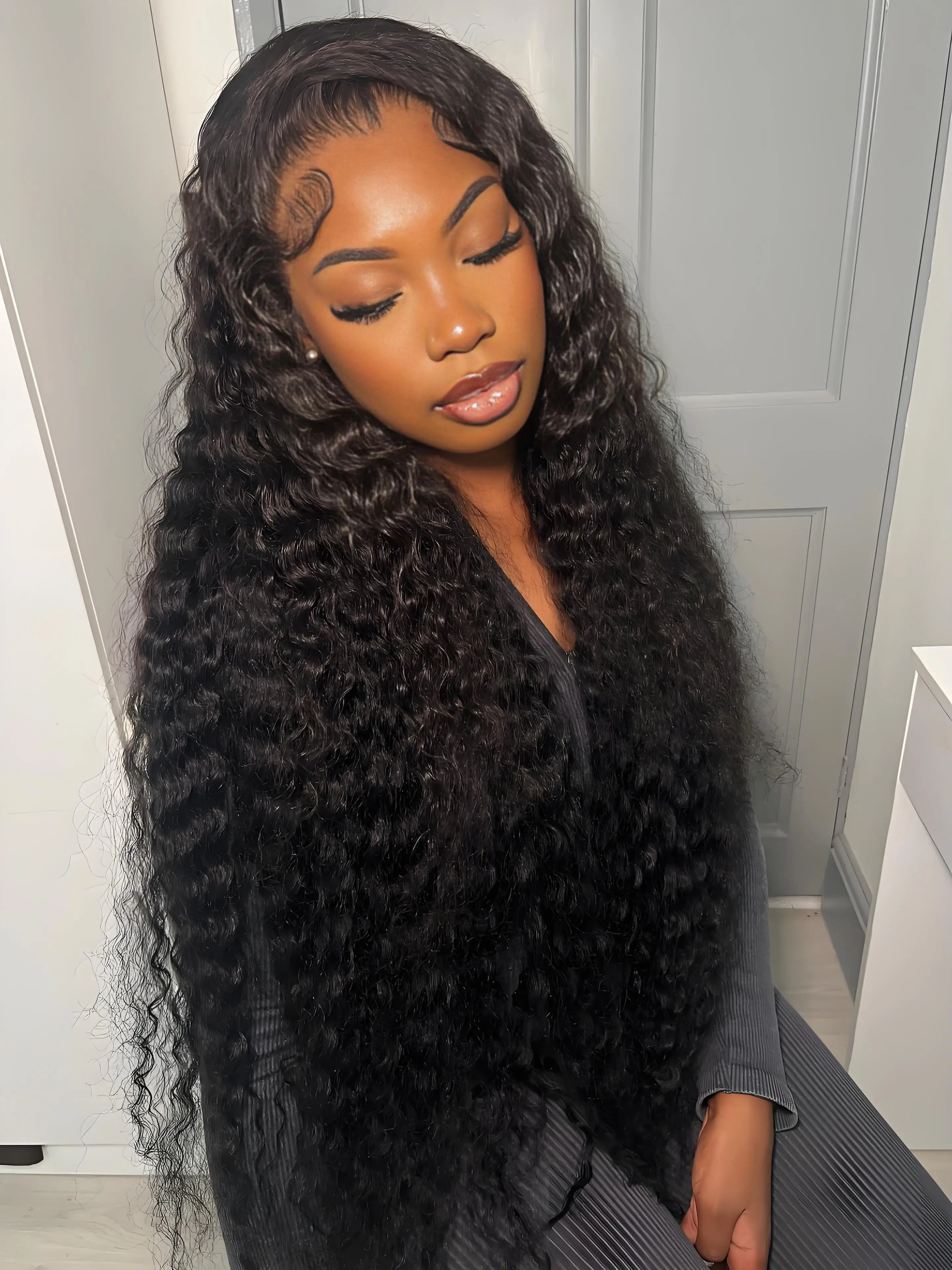 

Натуральный черный парик из человеческих волос с глубокой волной, 40-30 дюймов, 13x6, с предварительно выщипанной линией роста волос, 13x4 HD кружевной фронтальный парик с эффектом свободной волны для женщин