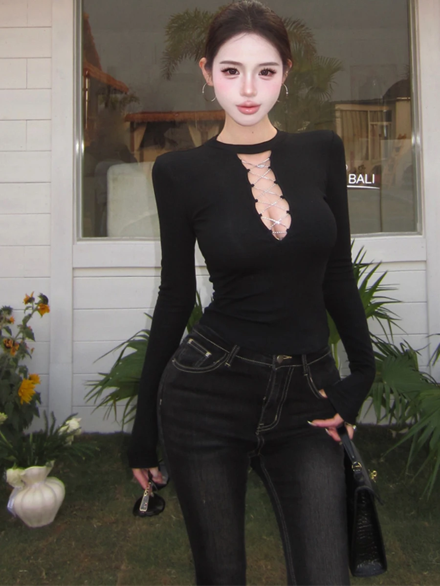 Sexy Spicy Long Sleeve Hollow out Belt Design Deep V Base T Shirt for Young Women Slimming Fashionable Versatile Bottom Shirt