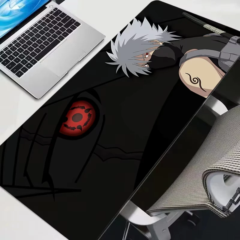 

Коврик для мыши Uchiha Itachi Madara Uzumaki XL с прошитыми краями, игровые аксессуары, коврик для клавиатуры и мыши для геймеров, настольный коврик для мыши N-Naruto
