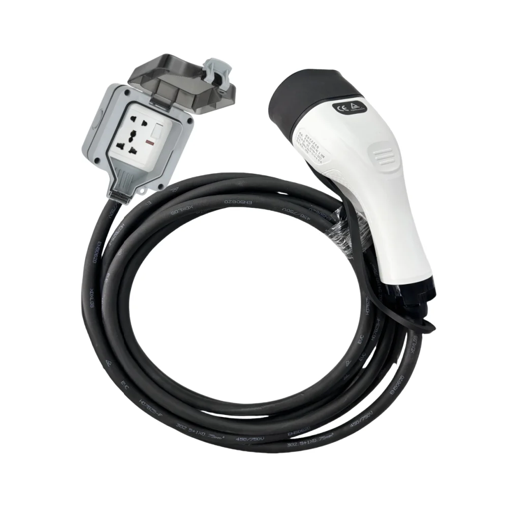

Custom 3.5KW 16A Single Phase Type 2 to British Standard Socket Car V2L Ev Discharging Plugs for Electric Vehicle