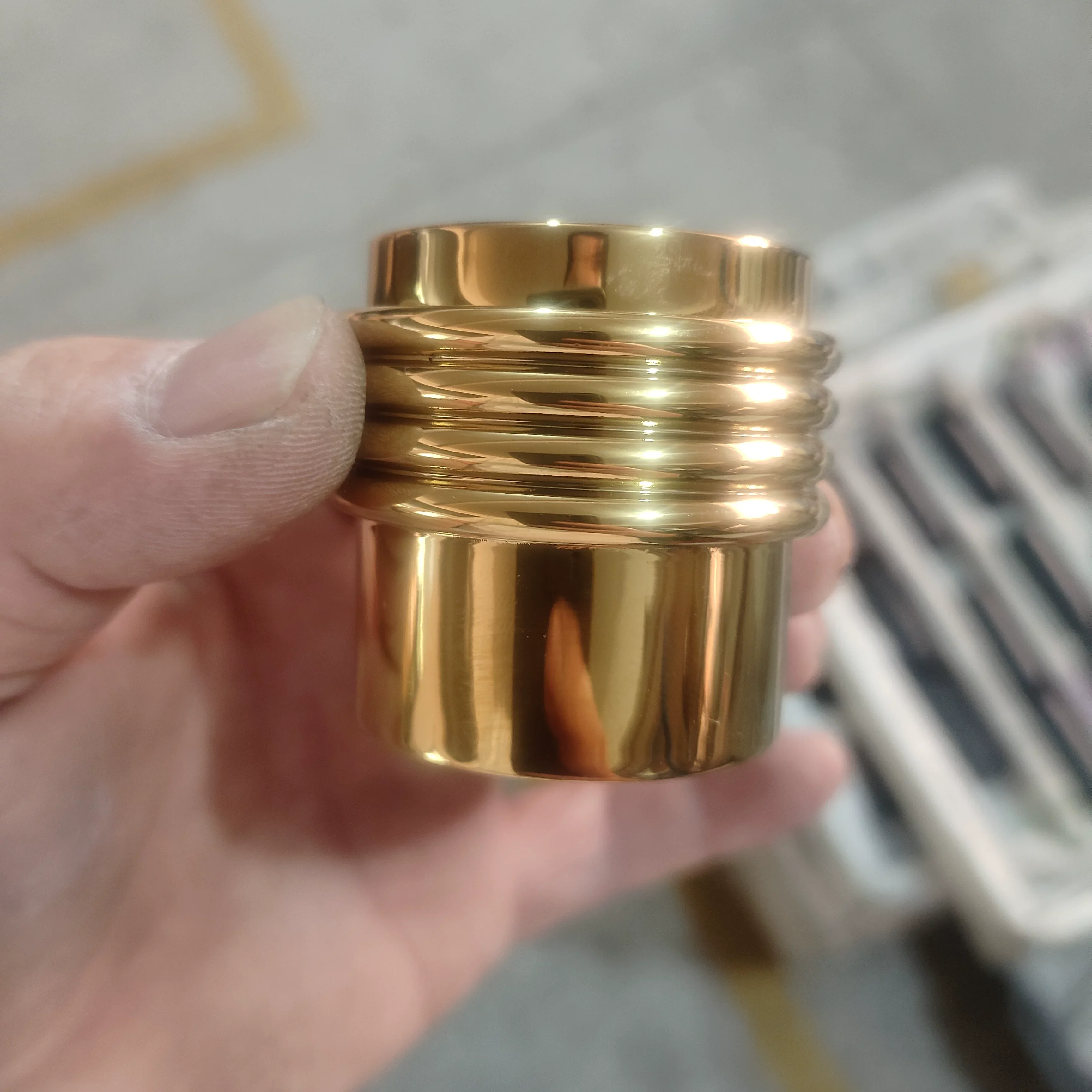 Bright Gold Brass Basin Faucet  Duble Handle Bathtub Faucet