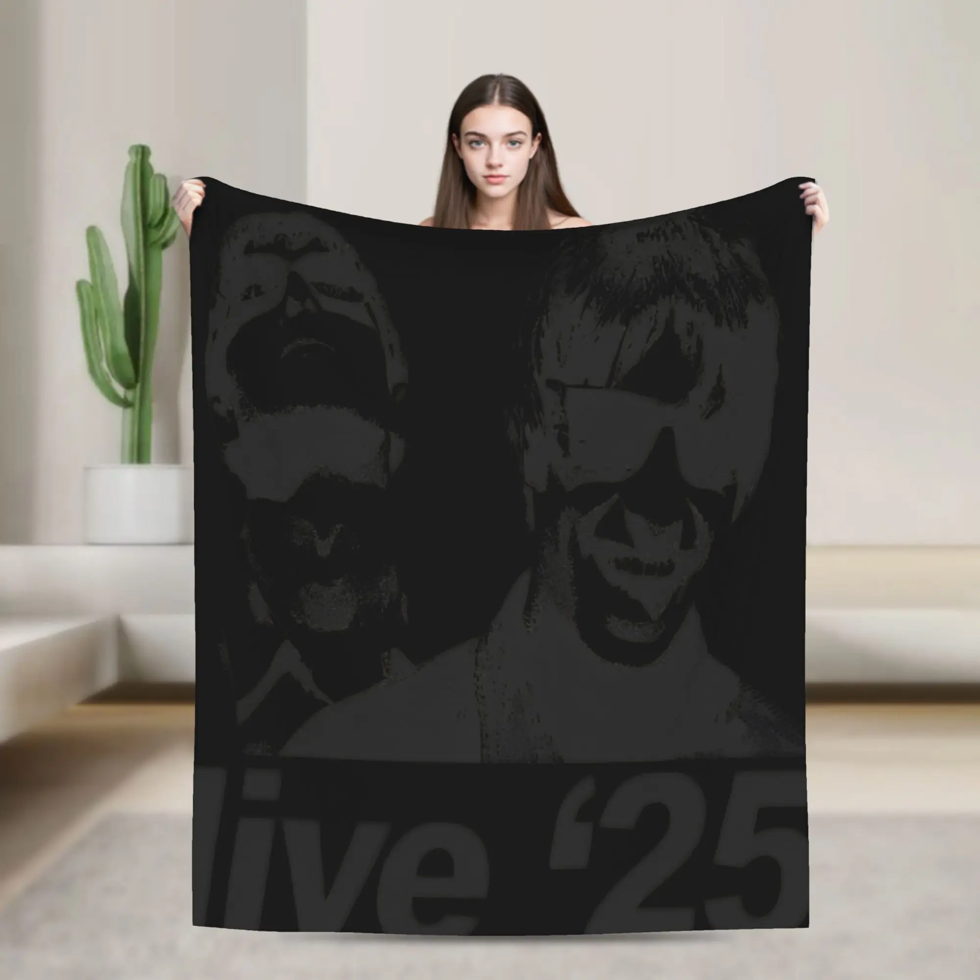 O-Oasis Reunion Live '25 Flannel Throw Blankets  Blankets for Home Travel Ultra-Soft Bed Rug