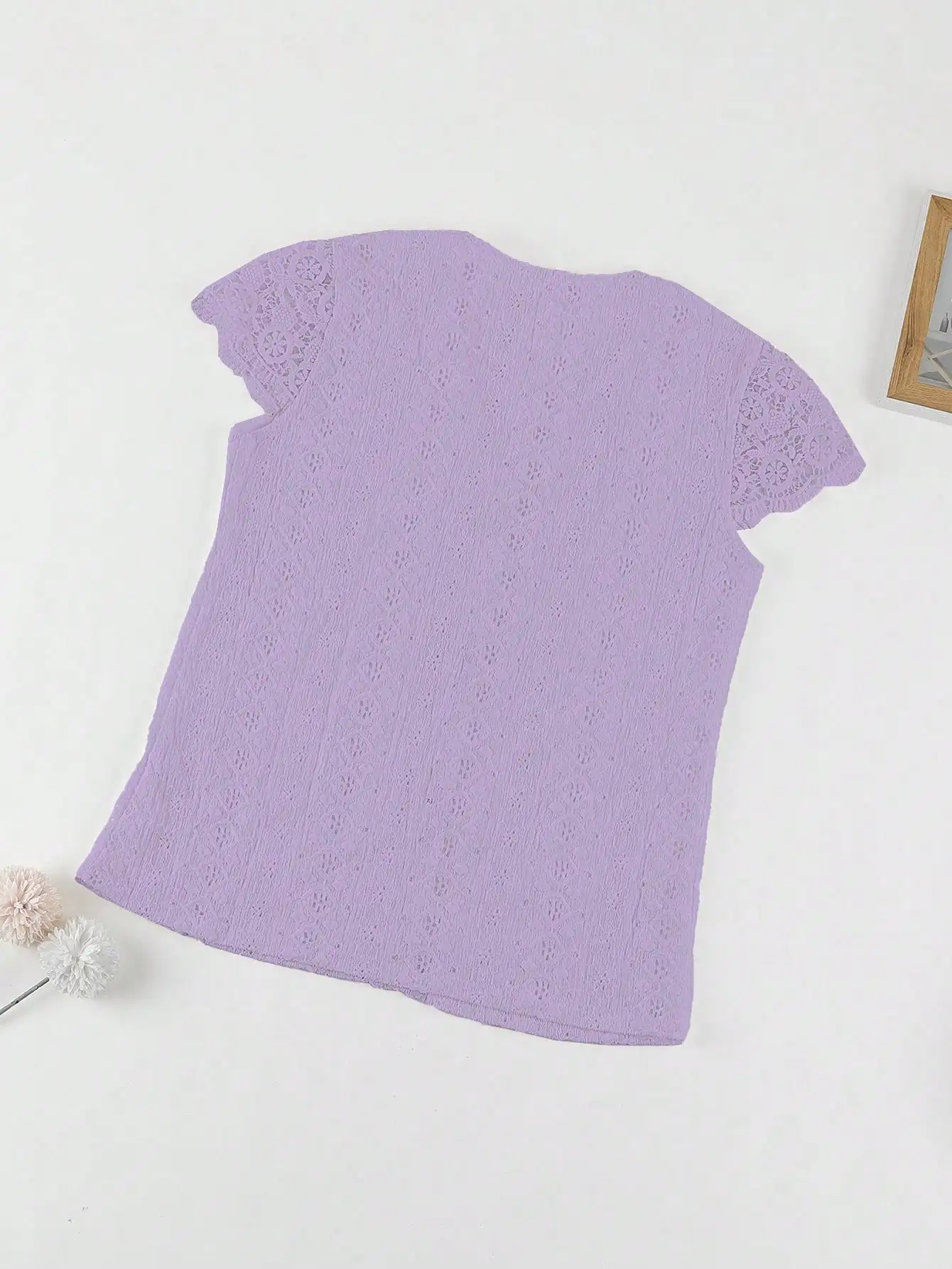 Elegante, lässige Damenbluse mit kurzen Ärmeln – perfekt für den Urlaub und das Wochenende – Detail 3