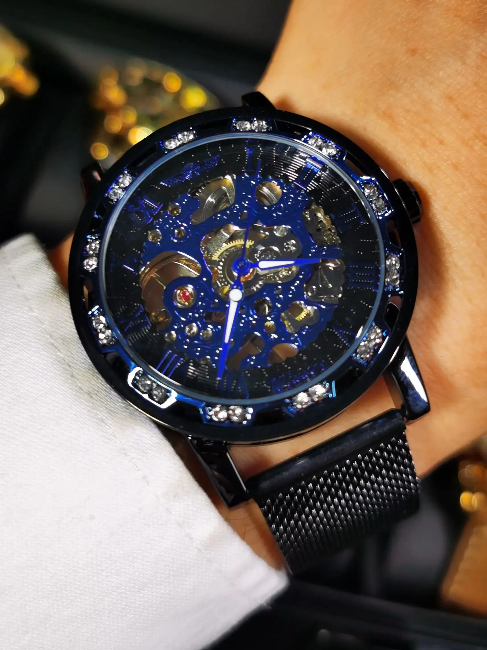 WINNER Classic Retro Mechanical Watches Luxury Iced Out Blue Skeleton Watch for Men Luminous Hands Mesh Stainless Steel Strap