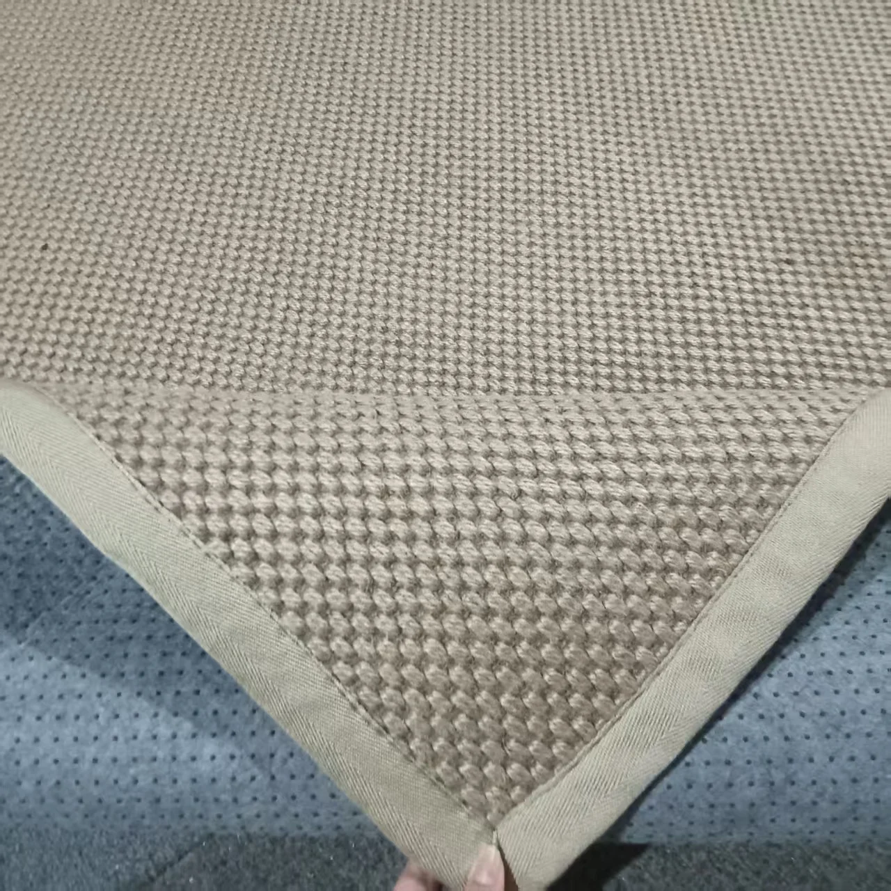 

High-End Luxury Sisal Carpet Chinese Manufacturer's New Light Antique Style Low-Priced Waterproof No Wash Erasable for Bedroom