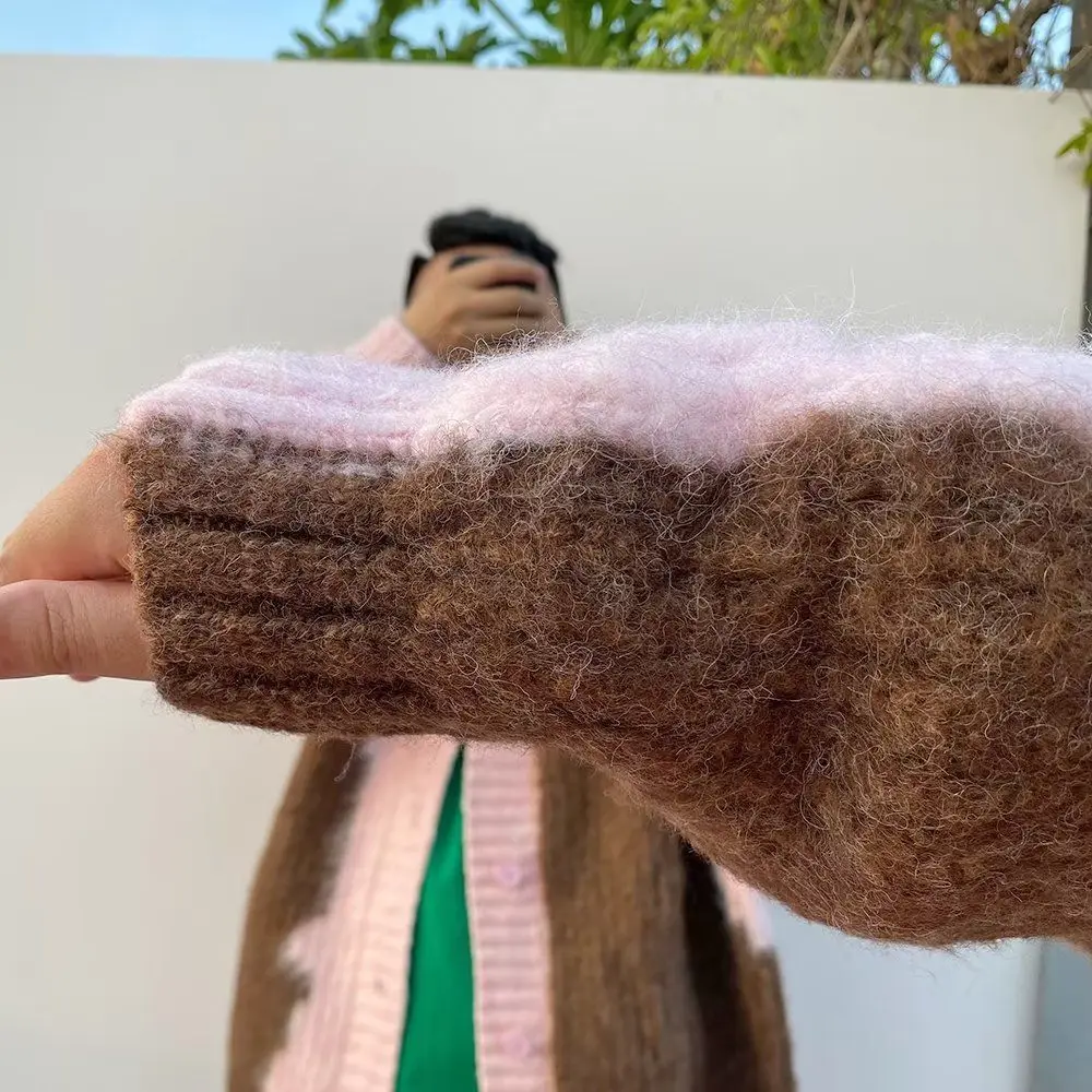 

Ретро уличный свитер большого размера, повседневный цветной свитер с V-образным вырезом, пальто для мужчин и женщин, осенне-зимний удобный мягкий полиэстер