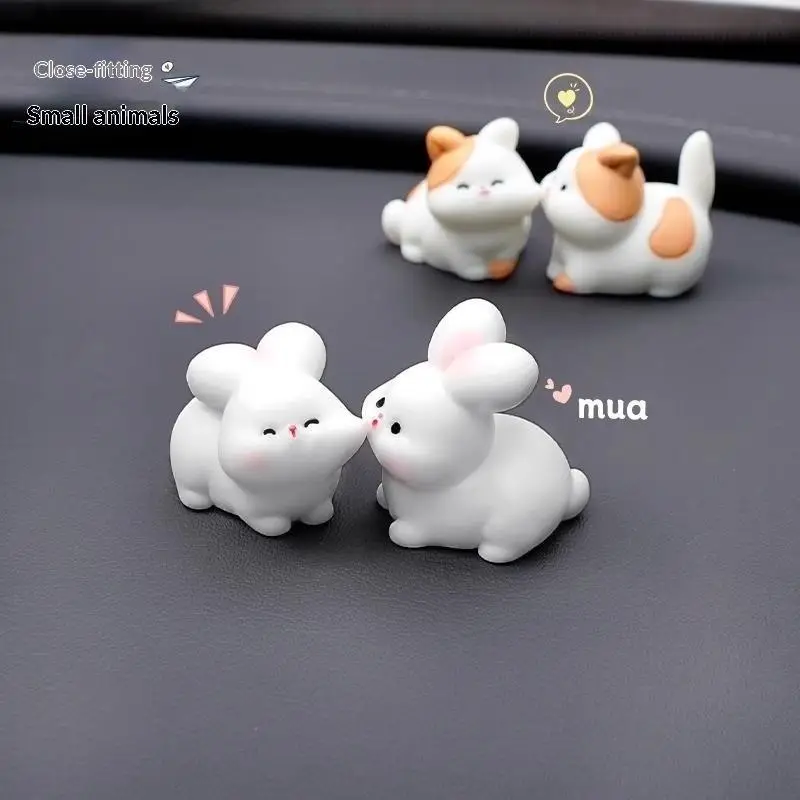 Cute Mini Cartoon Kissing Rabbit Cat Frog Car Ornaments Smooth Surface For Car Dashboard Home Desktop Decor