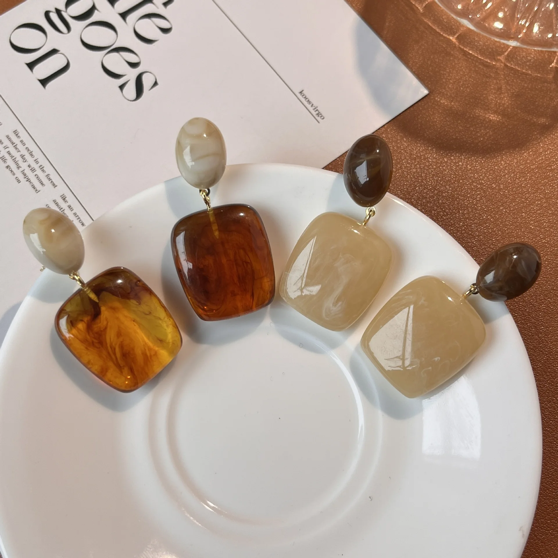 Vintage Bernstein-Harz Quadratische Tropfenohrringe für Frauen, Schildpatt-Marmor-Schmuck, Trendiges Boho-Accessoire für Party und Alltag