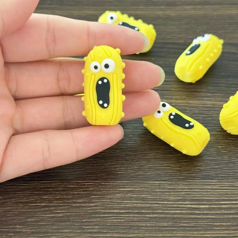 Miniature Screaming Pickle Small Screaming Pickle Cucumber Screaming Pickle Sculpture Decoration 10Pcs For Pickles Lovers