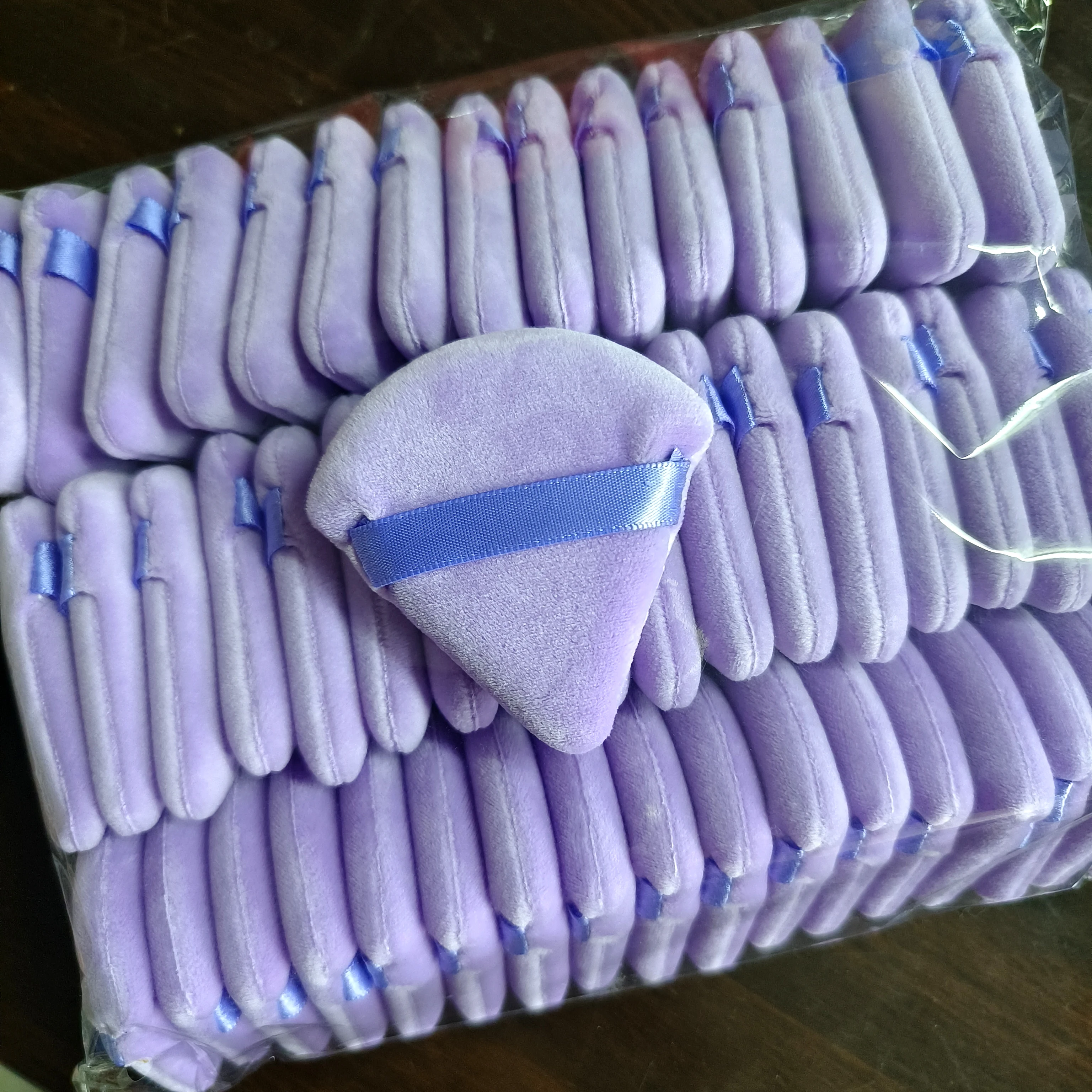 En gros 50 pièces Triangle poudre bouffée Mini visage maquillage éponge cosmétiques doux coton visage poudre bouffée lavable velours maquillage bouffée