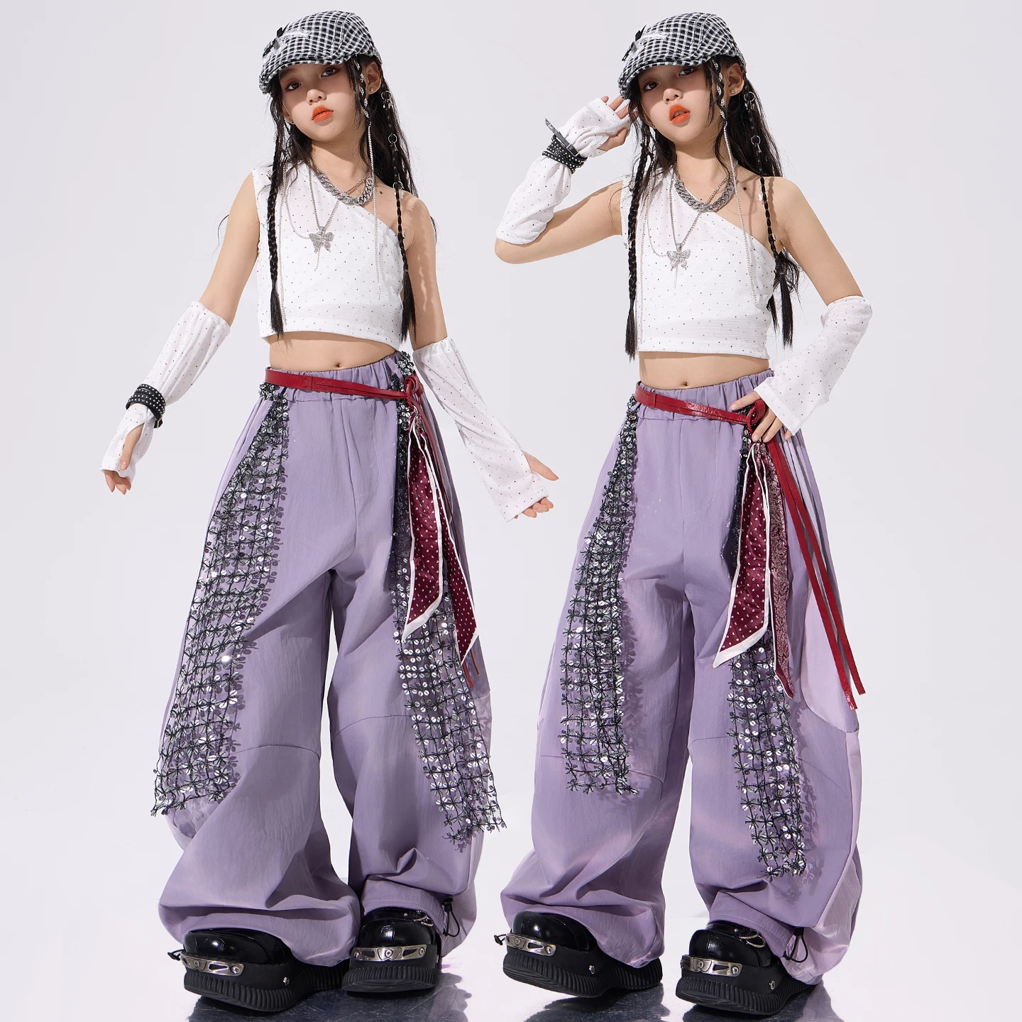 

Костюм для девочек: белая укороченная футболка в стиле хип-хоп, фиолетовые широкие брюки карго, детская уличная одежда, комплекты для джазовых и K-pop групп