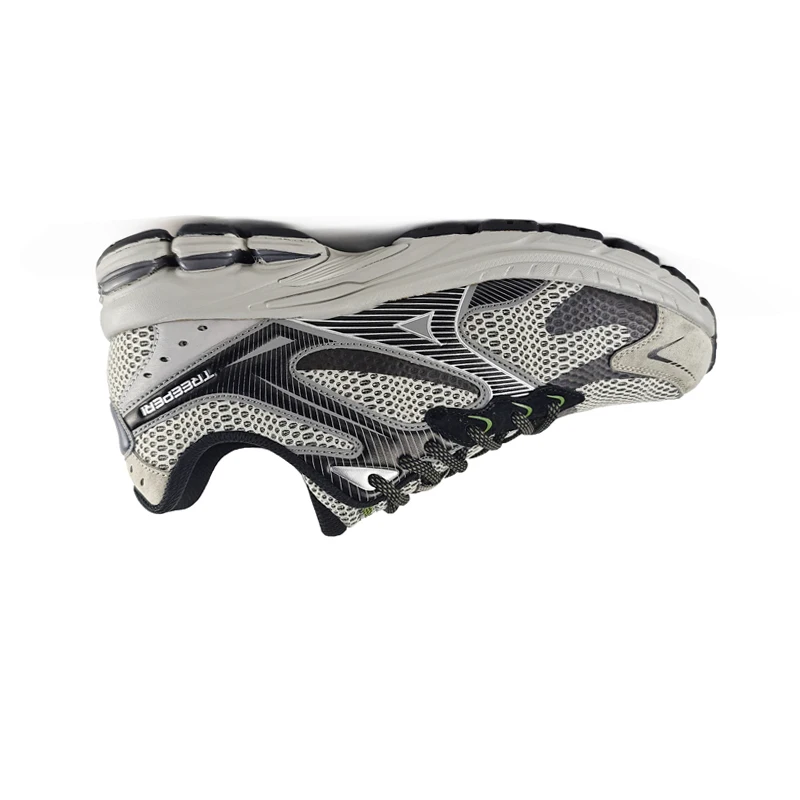 

Street retro running shoes feature a vintage-comfortable design and breathable fabric, catering to streetwear retro style and li