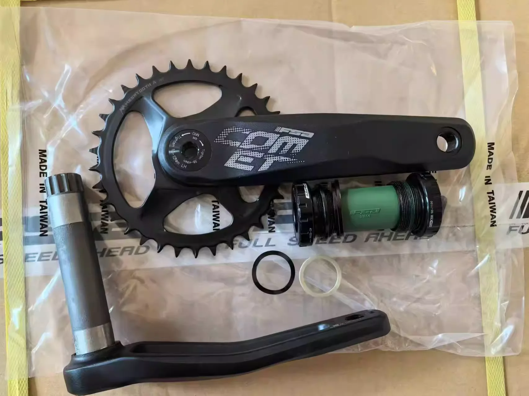 

1 for FSA Comet HD Modular 11/12s 24mm Spindle MegaExo MTB Crankset 30T/34T 170mm/175mm Direct Mount+BB-7100/ID2 Bottom Bracket