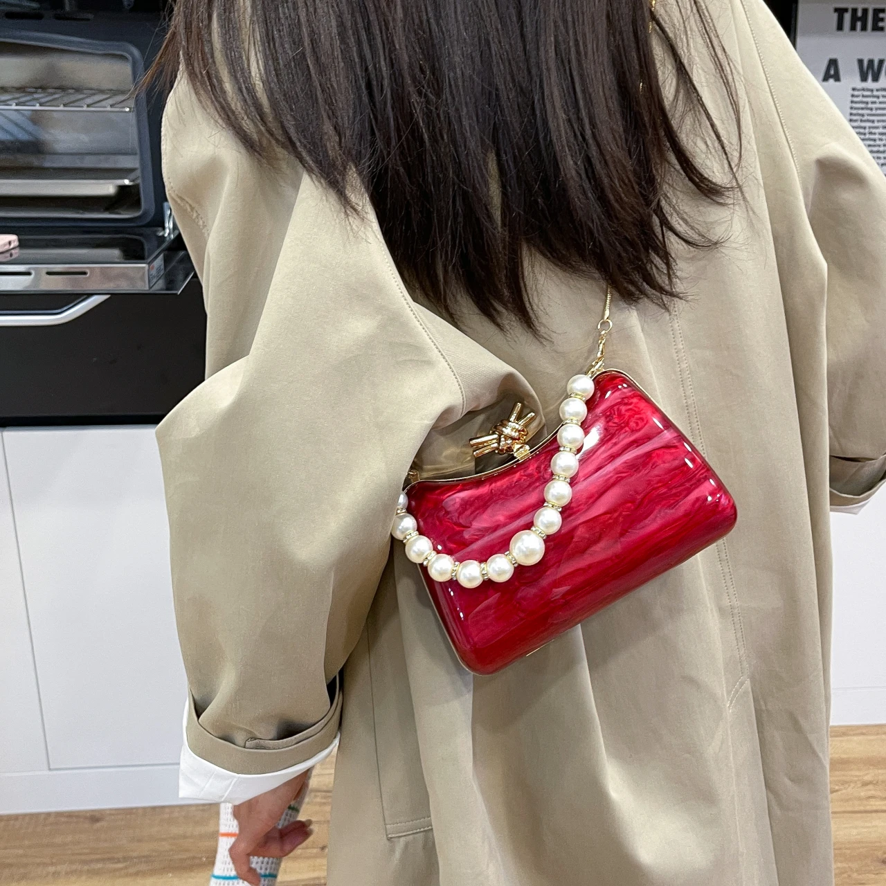 

Women Luxury High End Leather Fashion Tote Bag Elegant Designer Shoulder Handbag For Stylish City Daily Lifestyle