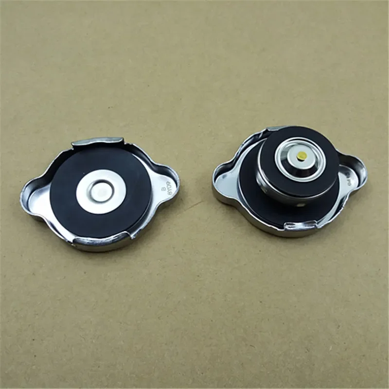 For Nissan Patrol Y62 Car Water Tank Cap, Auxiliary Water Tank Cap, Auxiliary Water Tank Cap/radiator Tank Cap