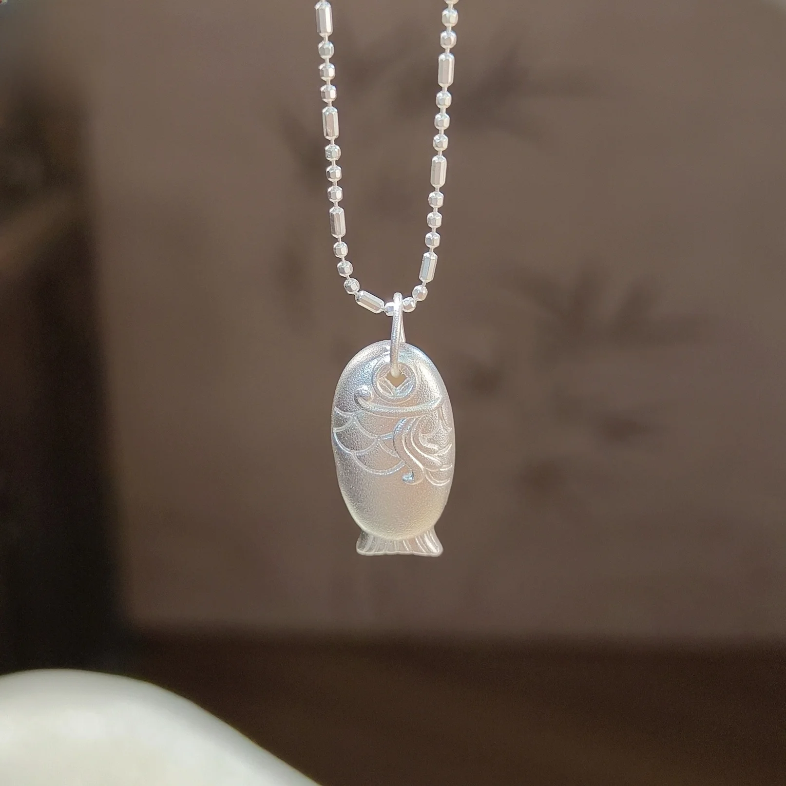 faionable-semplice-argento-9999-nelace-catena-della-clavicola-delle-donne-regalo-di-capodanno-nuovo-sle-fi-bean-cinese-retro-sle-gioielli