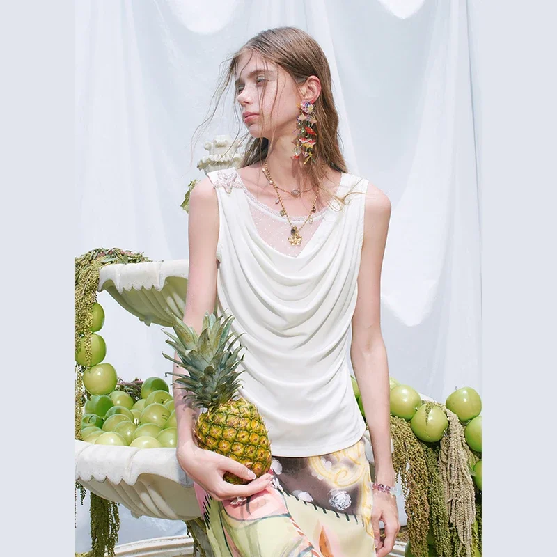 ELFSACK  Elegant Sleeveless T‑Shirt with Draped Neck & Polka Dot Lining, Regular Fit Summer Tee, Casual Layering Tops