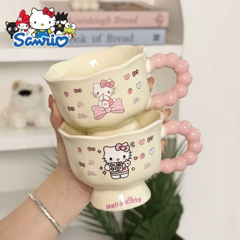 Sanrio Hello Kitty tasse d'eau cadeau d'anniversaire pour filles tasse avec cuillère tasse à café en céramique dessin animé pour fête thé de l'après-midi