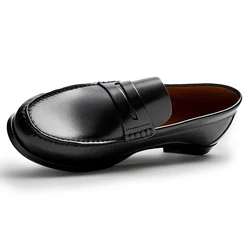 Mocassins de couro genuíno para homens, Camada superior, Mocassins respiráveis, Design vintage de condução, Sapatos casuais de couro