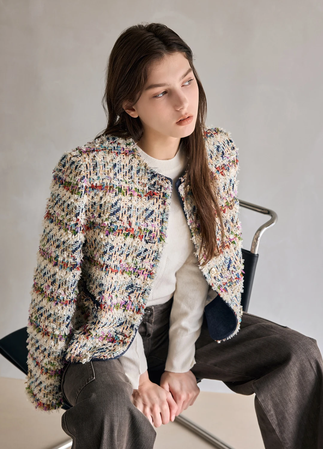 

Женское весеннее модное пальто из смесовой шерсти с цветными полосами, бахромой и элементами плетения, в стиле «маленький аромат»