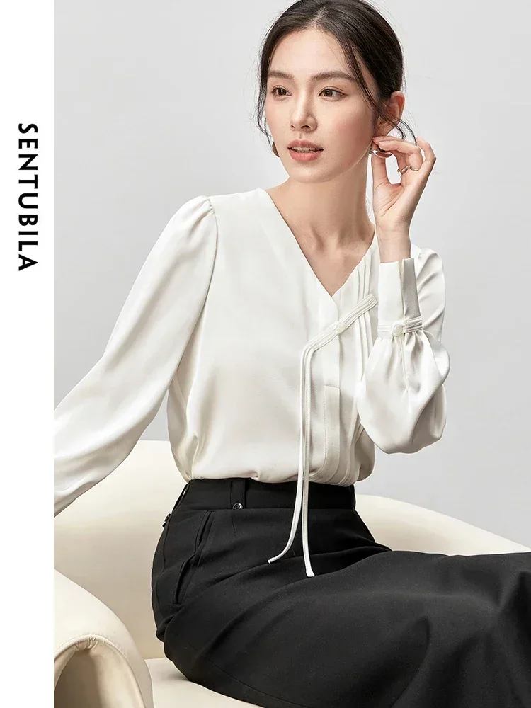 SENTUBILA Donna Elegante Camicetta Bianca 2025 Primavera Scollo a V Perla Fibbia Pieghe Manica Lunga Donna Top Donna Vestiti 143V55443