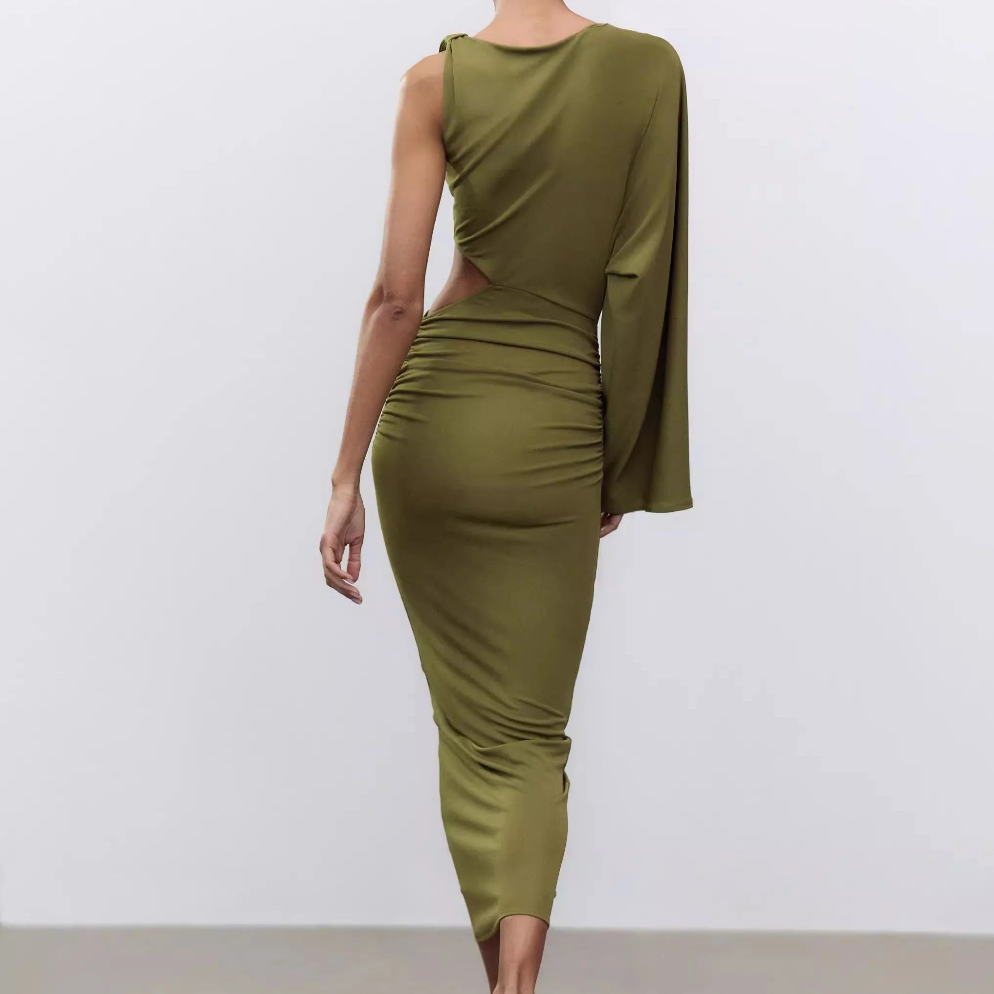 فستان نسائي أنيق برقبة مستديرة وتصميم مفرغ، موضة جديدة لصيف 2025، فستان طويل الأكمام وخصر مرتفع.