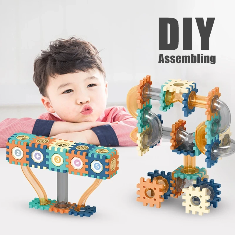 Marmo Run Race Track Building Blocks Giocattoli Per I Bambini Labirinto Rolling Ball Imbuto Diapositiva Mattoni Educazione Costruire Giocattoli Labirinto STEM