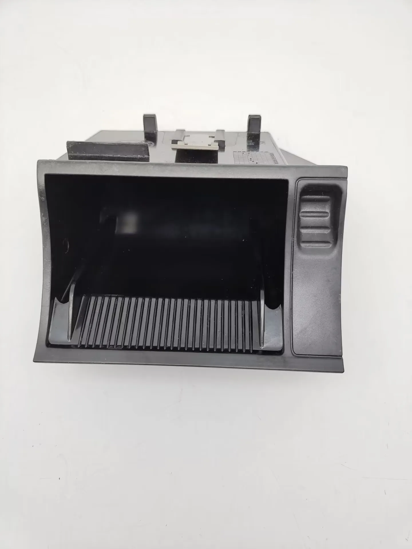 High quality automotive parts suitable for the 07-14 Skoda new and old Mingrui center console front ashray inner pot accessories