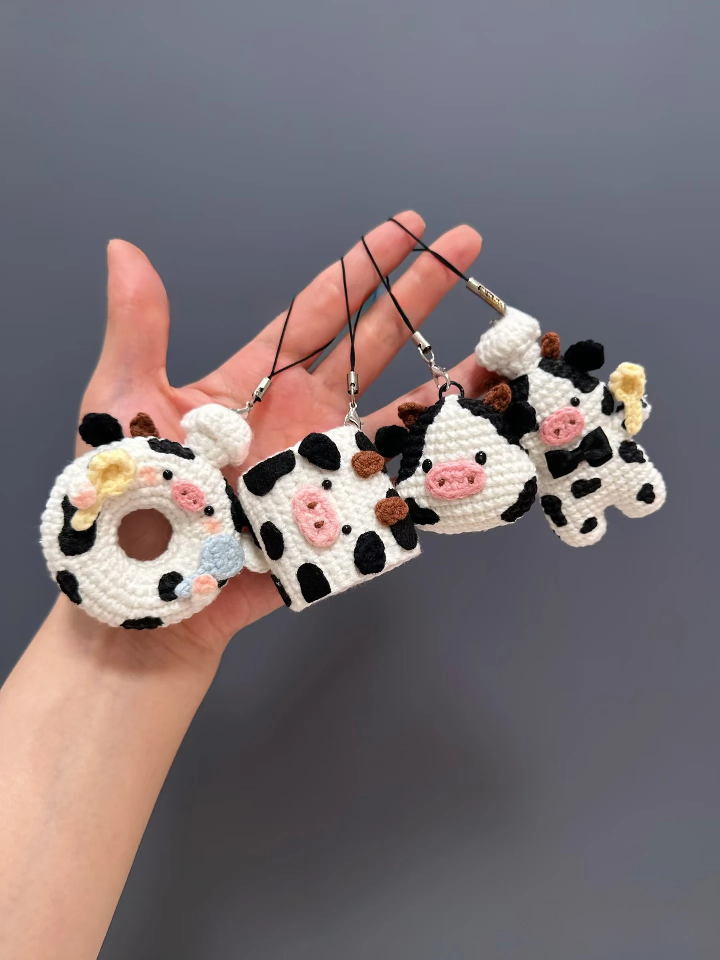 Hand Knitted Cow Candy Lip Bag DIY Material Kit Doll Keychain Pendant Gift Hook Needle Wool Material for Clothing Accessories