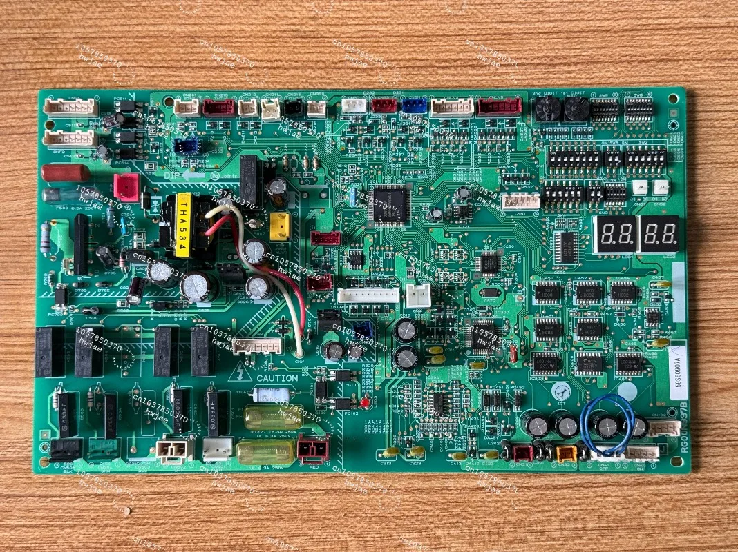 Air conditioning accessories YKMC external main board RG00N937B computer board 200YKMC power board
