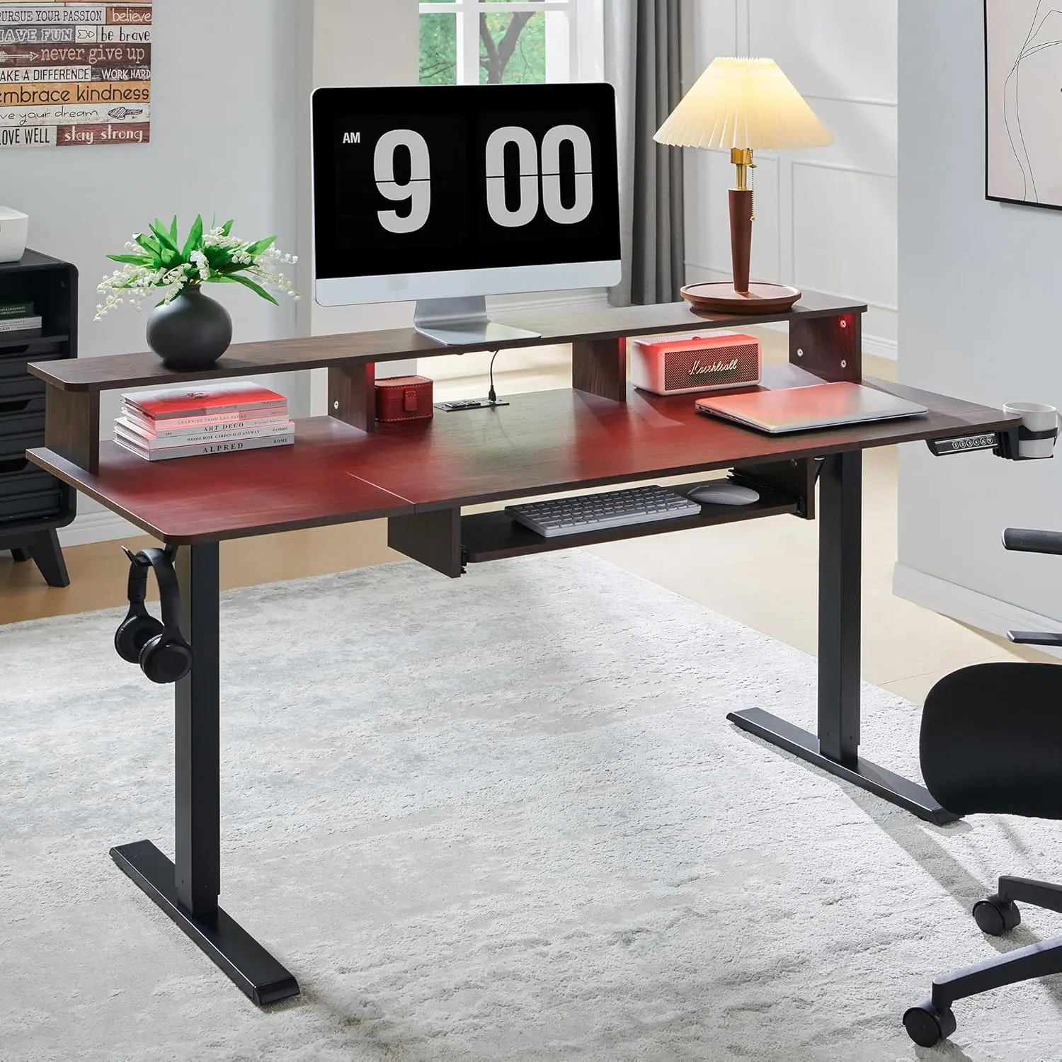 

Игровой стол 60 дюймов с электроприводом, регулировкой высоты, LED-подсветкой, выдвижной полкой для клавиатуры и монитора, цвет темный орех, на заказ