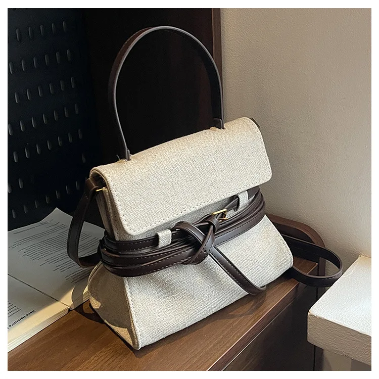 

2025 New Super Fire Niche Women's Bag - The Epitome of Fashion and Functionality