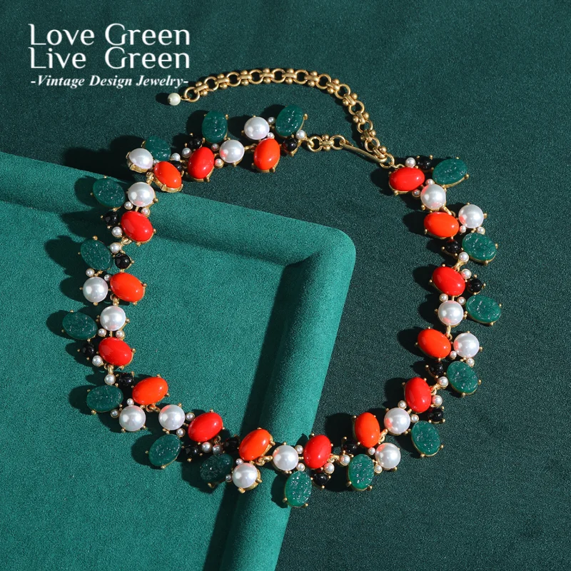 

Vintage Red Agate Green Christmas Necklaces Glaze Pearl Statement Gold Color Necklace For Woman Luxury High Quality Jewelry 2025