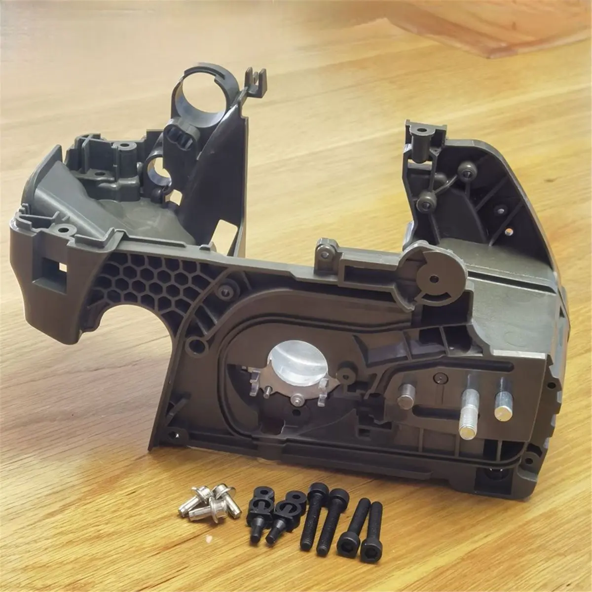 2026 Nuevo conjunto de cárter 450 para 445 445E 450 450E Reemplazar 537438201 Piezas de motosierra