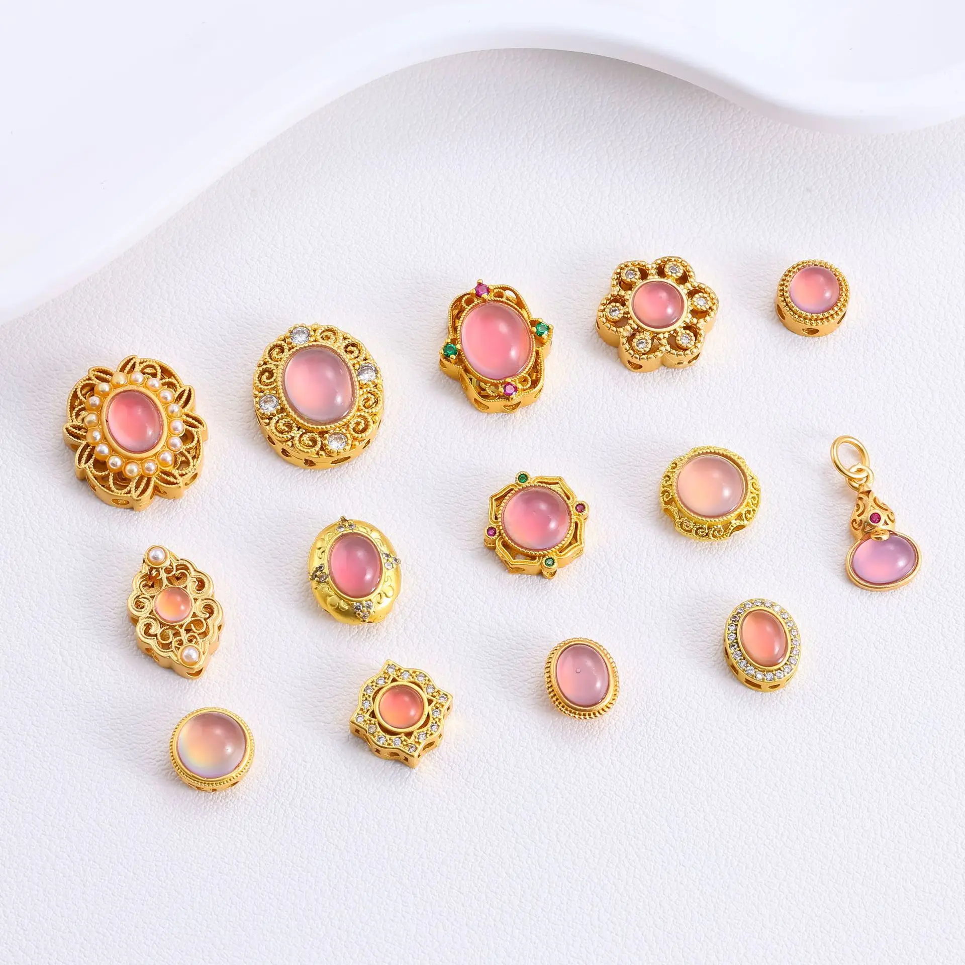 5 Pieces Copper Gold-plated Inlaid Pink Stone Spacer Beads DIY Pearl Bracelet Necklace Hand String Jewelry Accessories Wholesale