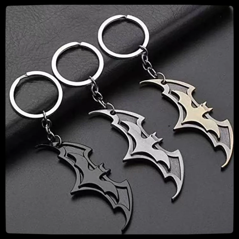 

Batman peripheral cartoon keychain Marvel movie series car keychains wholesale anime doll men birthday gift halloween