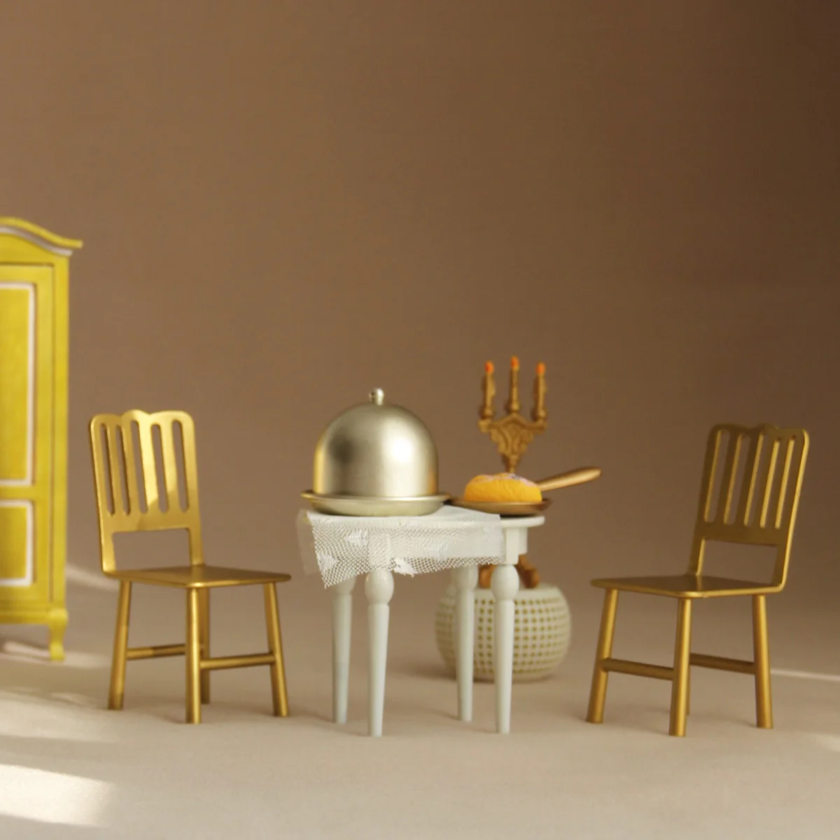 1:12 Miniature Furniture Iron Art Tables and Chairs Suitable for Mini House Decoration and Small Ornaments