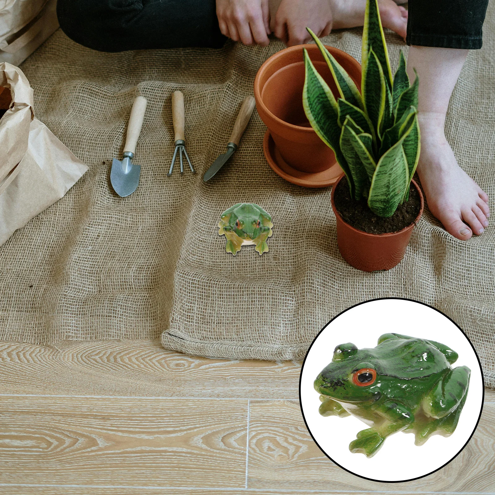 

2Pcs Micro Landscaping Resin Frogs Decor Indoor Outdoor 2.5x2.1x1.5inch Miniature Cute Frogs Garden Decoration