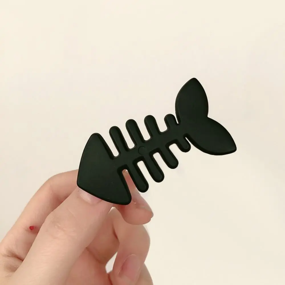 

Lovely Animal Fish Bone Hair Clip Y2k Plastic Geometry Hair Accessories Barrettes Hairpin Girls