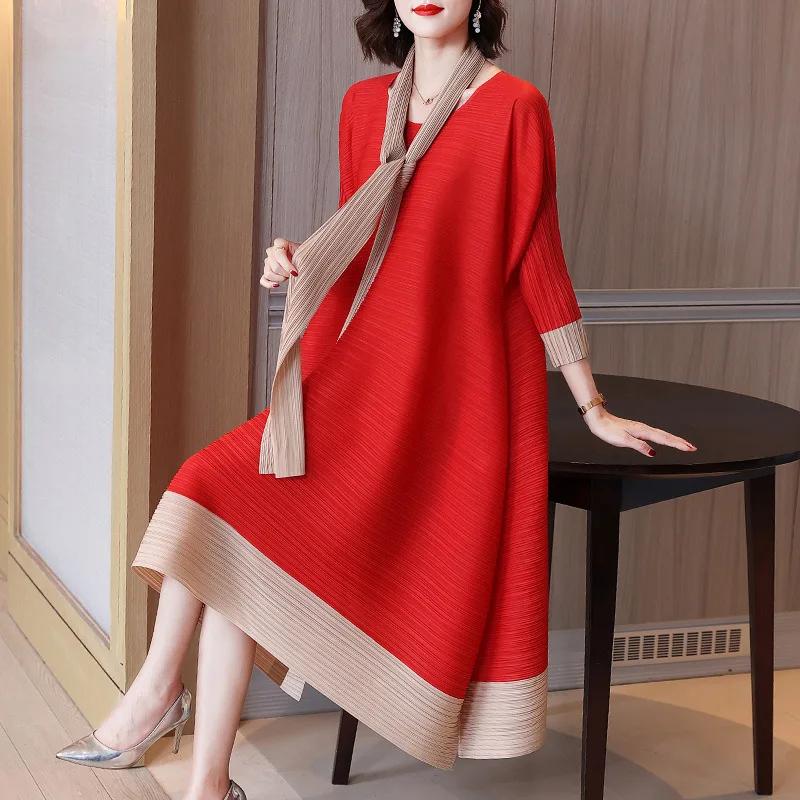 Miyake Pleated Dress O Neck Scarf Elegant Loose Long Sleeve Plus Size Color Block Dress Casual Style 2023 Autumn Winter Fashion