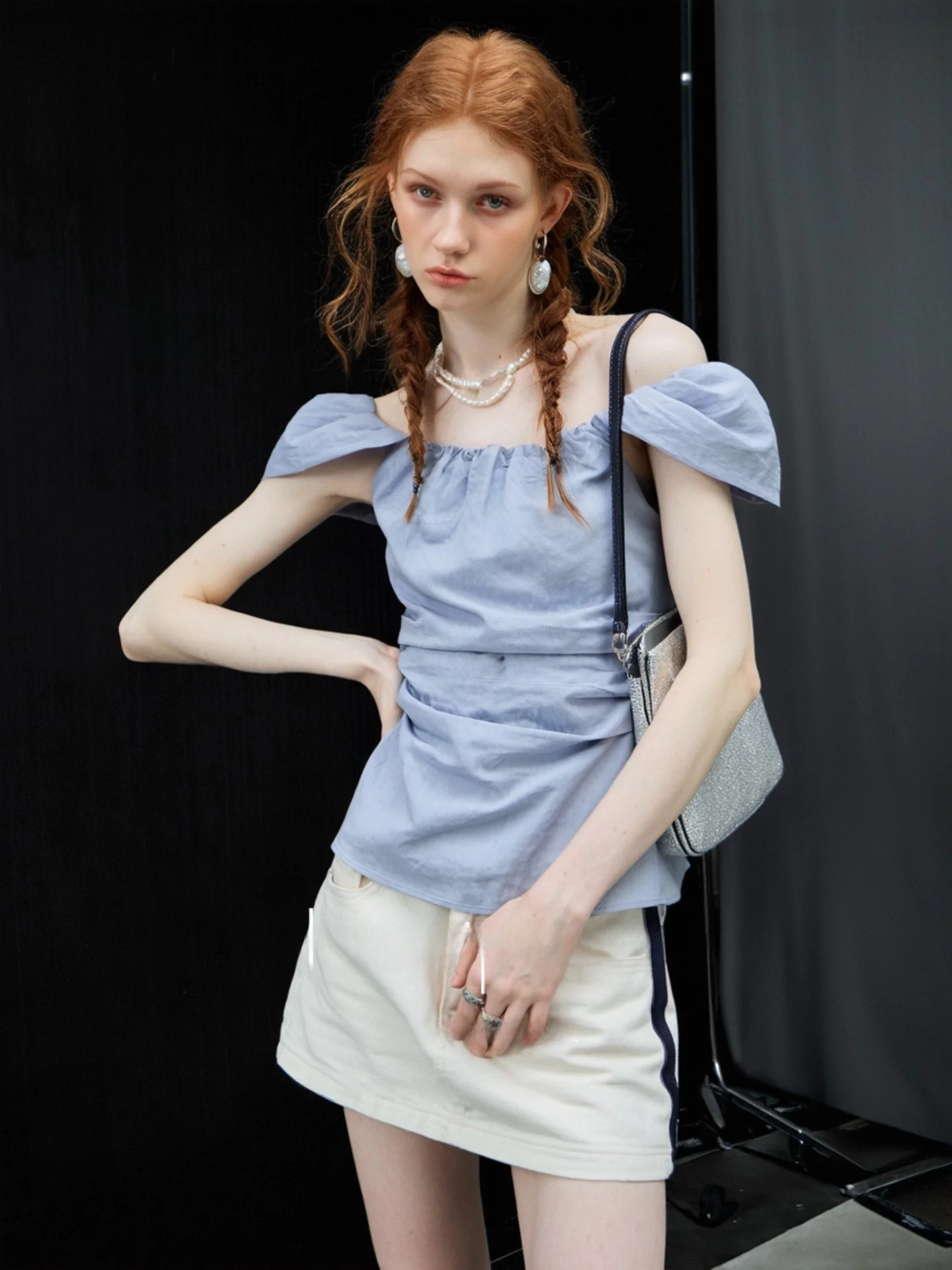 

Cloud Blue Pleated Short Sleeve T-Shirt Huaappuw Summer 2026 New Style French Style Standard Fit Tourist Casual Ladies Top