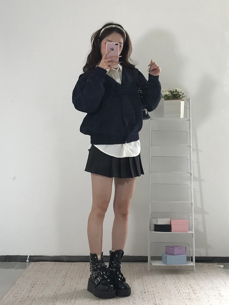 เสื้อคลุมสไตล์เกาหลี คอปกแบบกะลาสี ทรงหลวม ช่วยพรางหุ่น สำหรับผู้หญิง แฟชั่นใหม่ ดีไซน์ทันสมัย ฤดูใบไม้ร่วง 2025