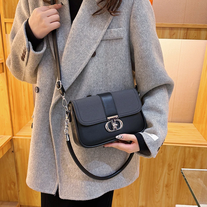 

Luxury Vintage Clutch Mini Bag With Designer Paris Fashion And Simple Elegance Perfect For Women Outings